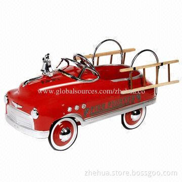 Hot-selling Kids' Metal Ride-on/Children's Pedal Car, Red Color